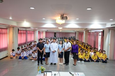 โรงเรียนปรีชานุศาสน์